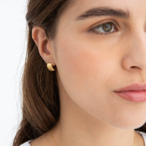 Wide Chucked Earrings 